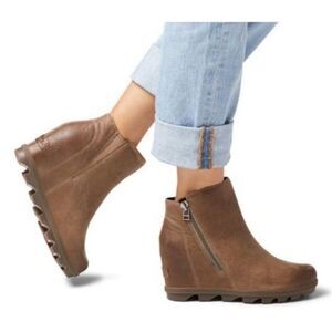 Sorel Women's Joan Of Arctic Wedge II Velvet Tan Leather Zip Bootie Size 8.5